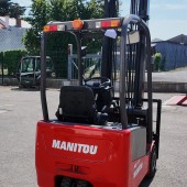 Masted forklift truck Manitou ME315