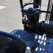 Masted forklift truck Manitou ME315