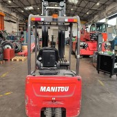 Maststapler Manitou ME316