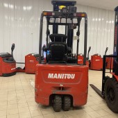Empilhador de mastro Manitou ME320