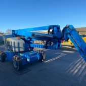 Plataforma elevatória Genie Z45-25 BI EN