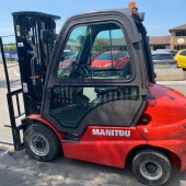 Masted forklift truck Manitou MI25D
