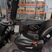 Masted forklift truck Manitou ME320