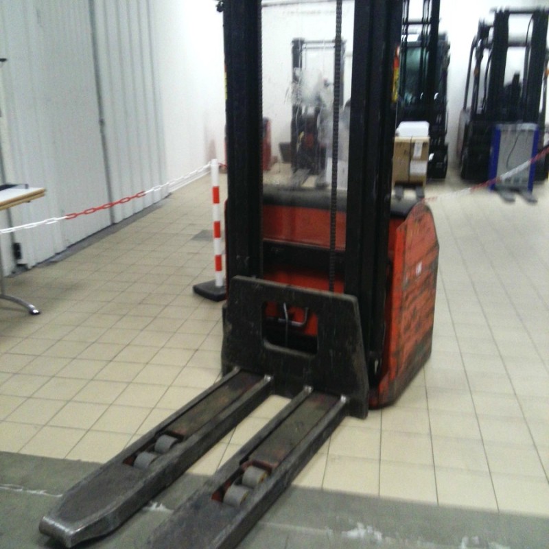 Matériel de magasinage Manitou I20