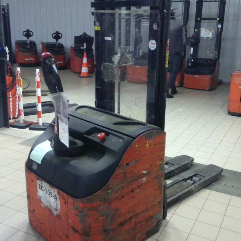 Matériel de magasinage Manitou I20